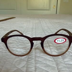 Stylish Brown Reading Glasses 1.25